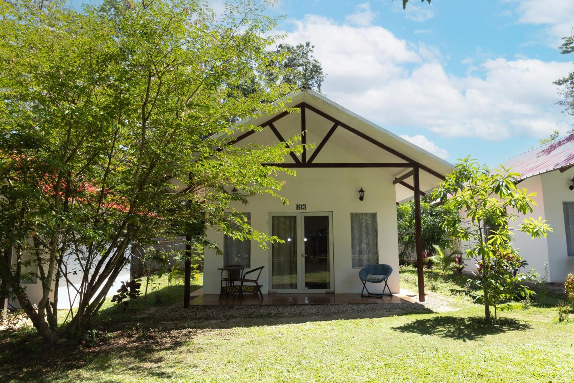 Chaikoni Lodge Pucallpa Esterno foto